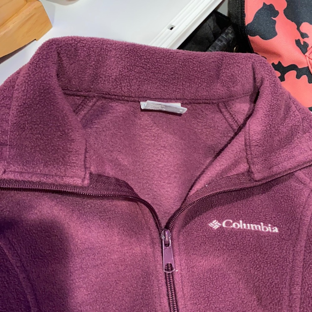 Columbia Zip up